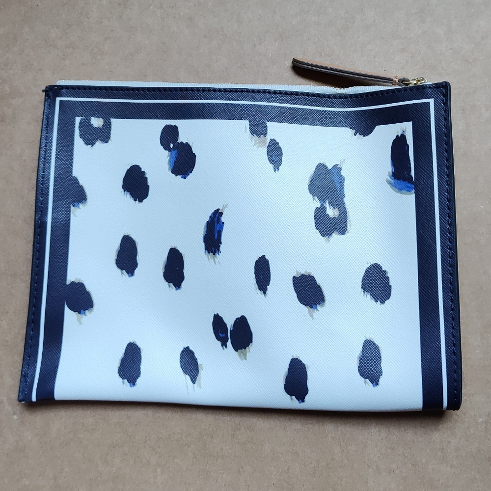 Pouch